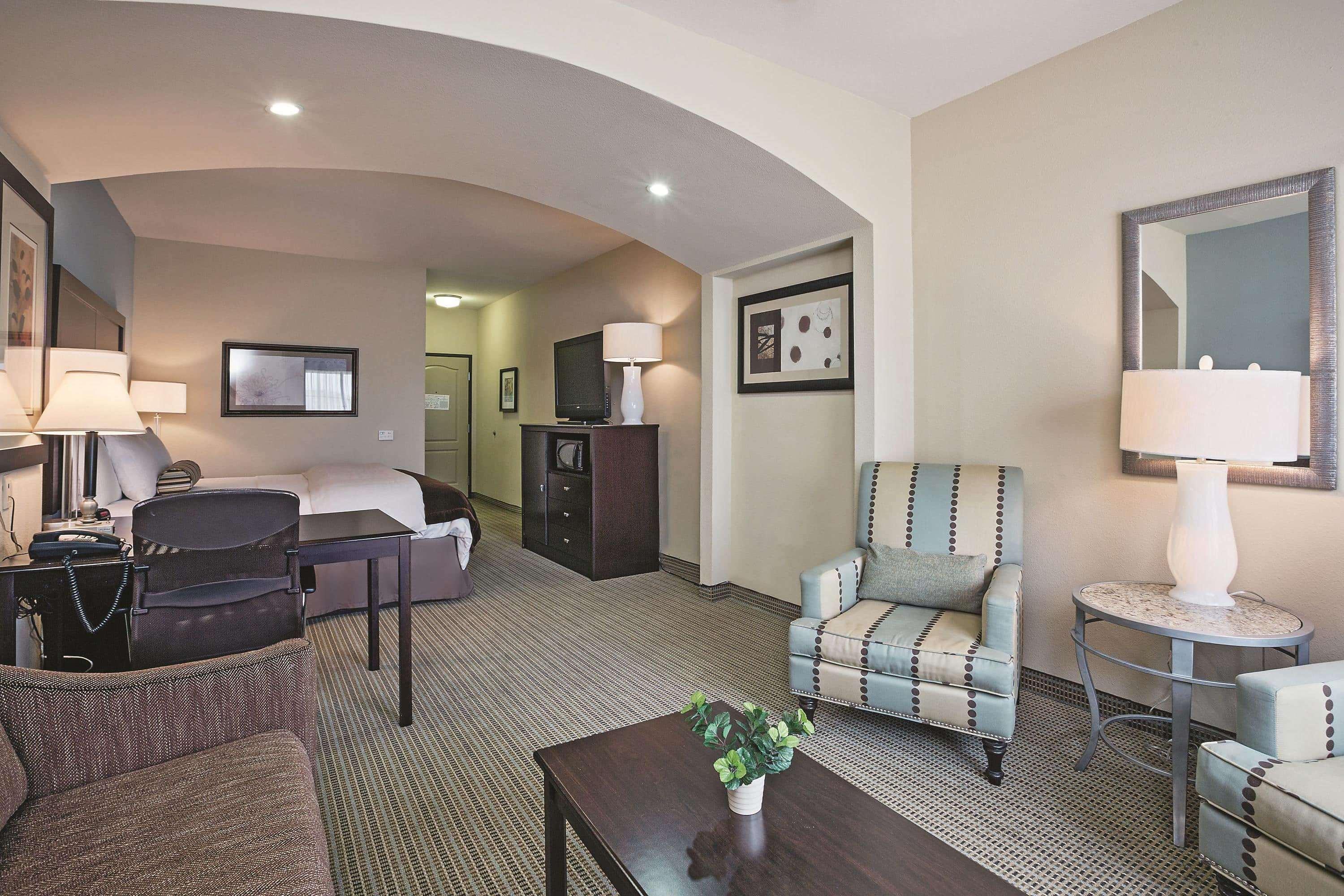 La Quinta By Wyndham Dfw Airport West - Euless Hotel Екстериор снимка