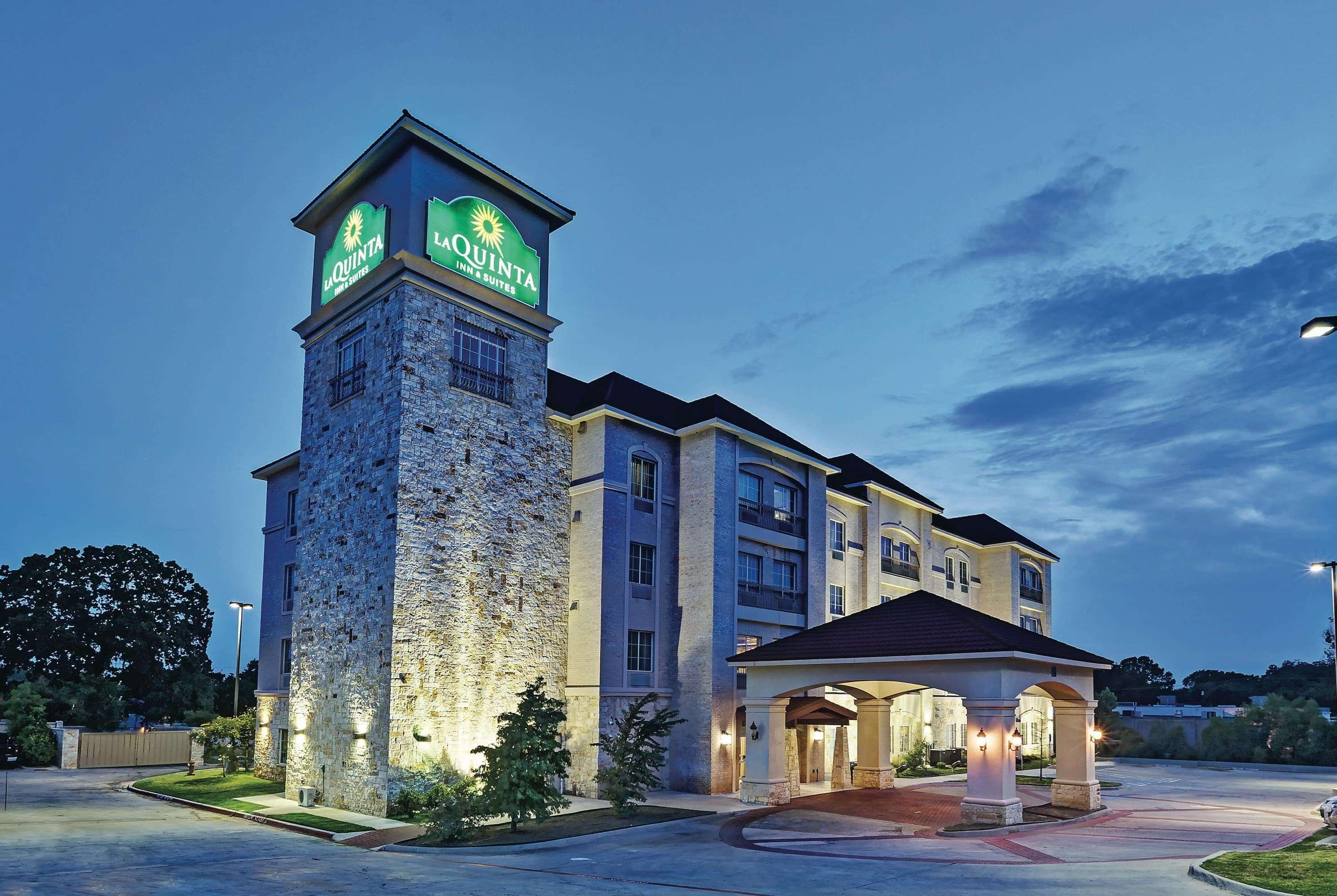 La Quinta By Wyndham Dfw Airport West - Euless Hotel Екстериор снимка