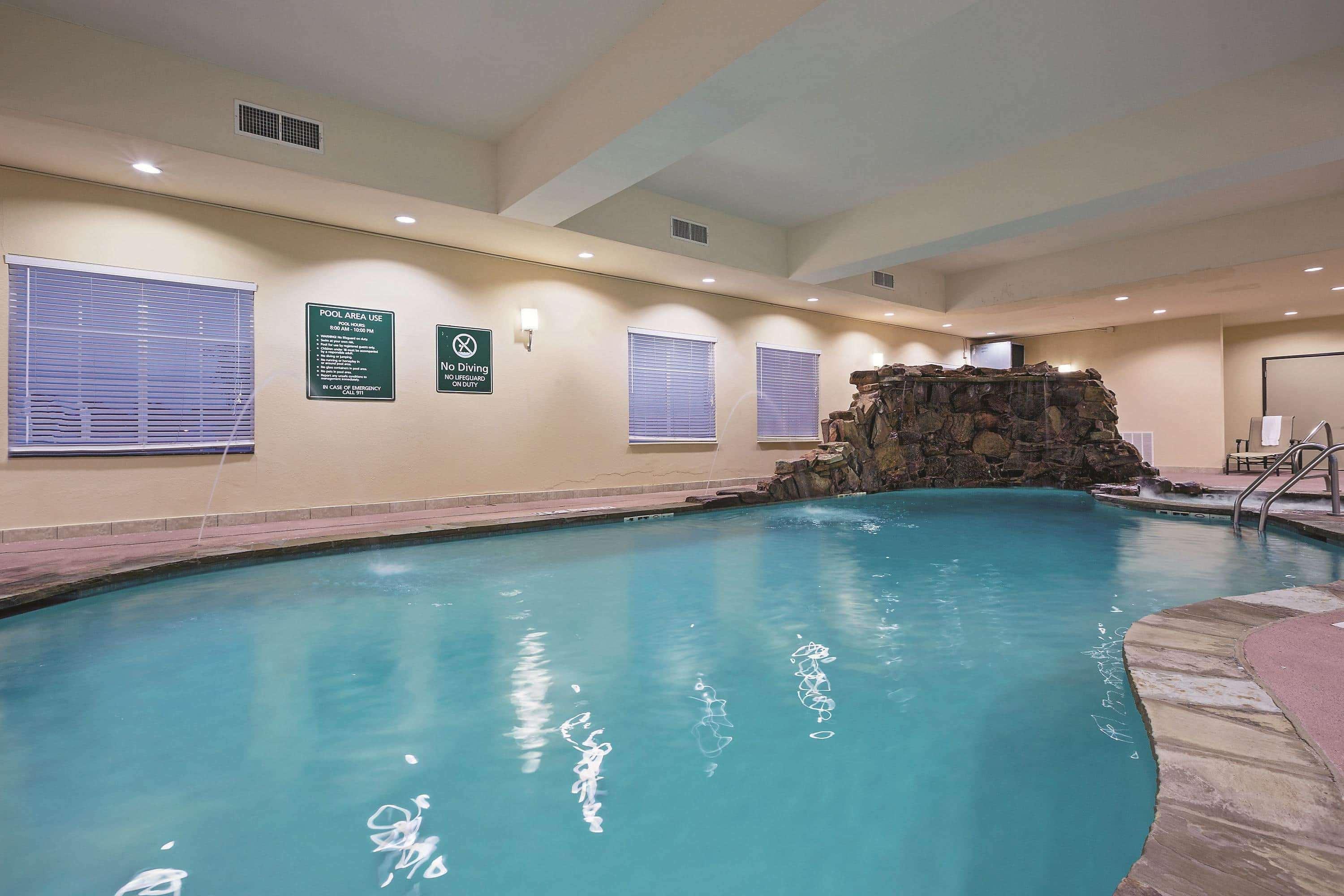 La Quinta By Wyndham Dfw Airport West - Euless Hotel Екстериор снимка
