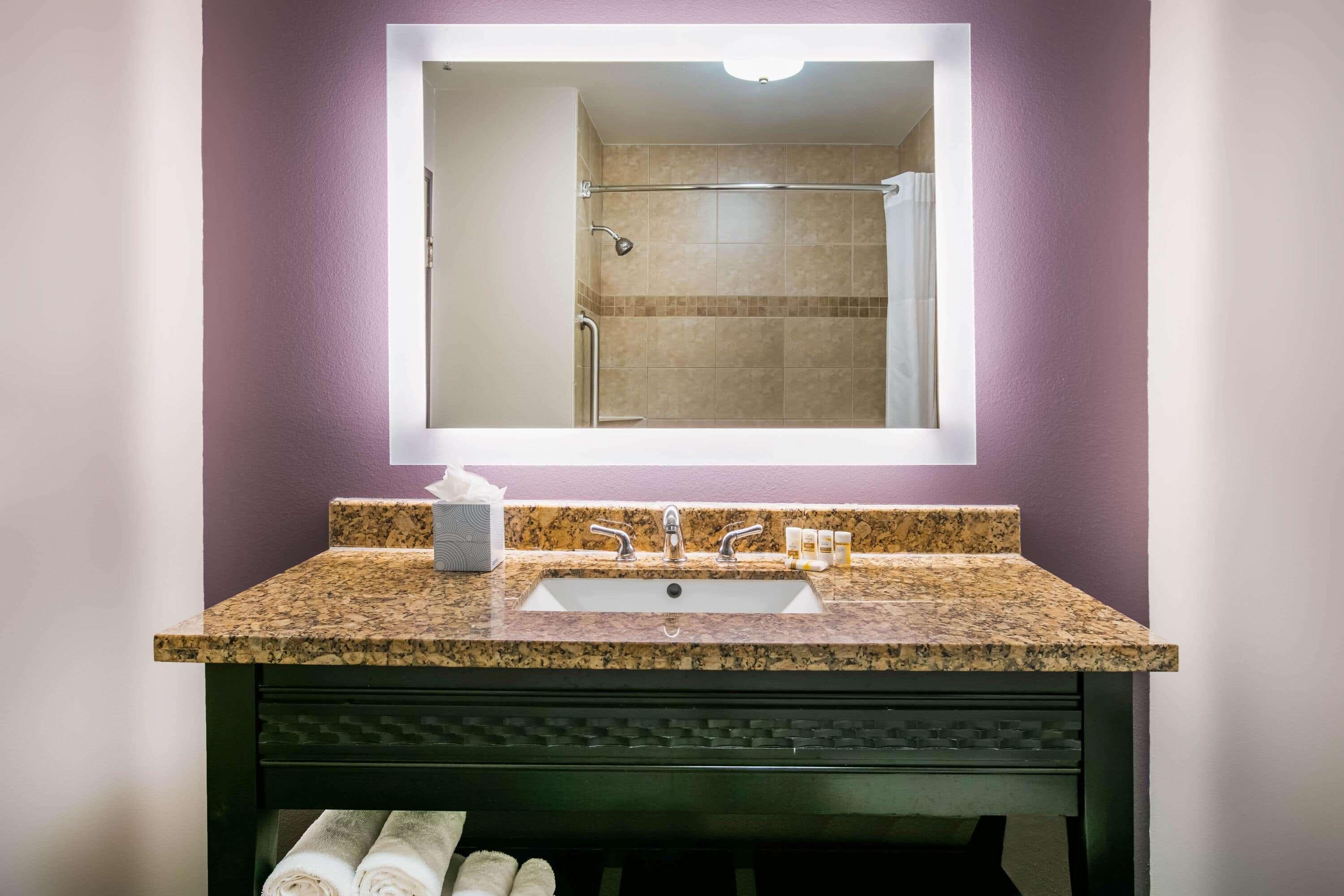 La Quinta By Wyndham Dfw Airport West - Euless Hotel Екстериор снимка