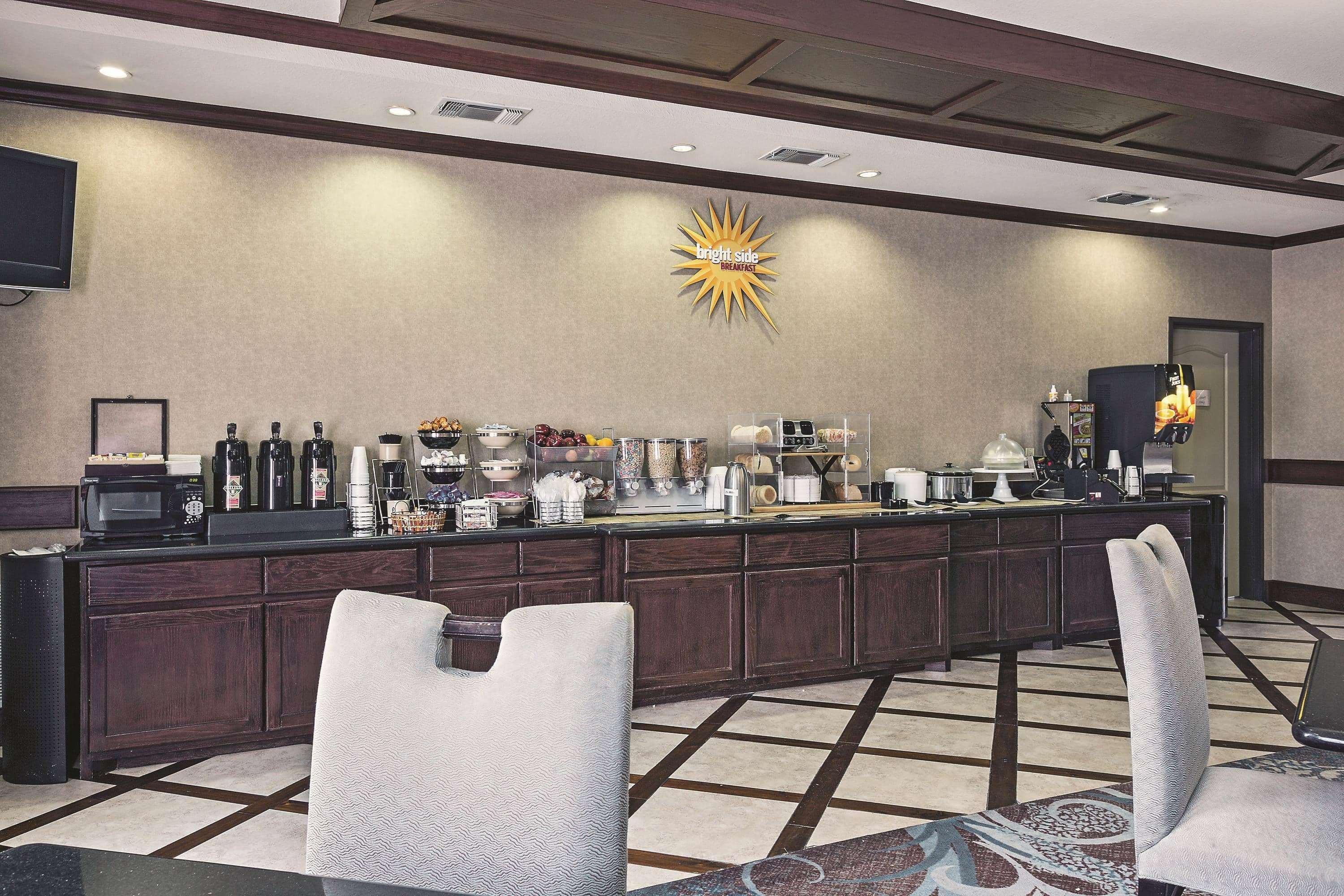 La Quinta By Wyndham Dfw Airport West - Euless Hotel Екстериор снимка